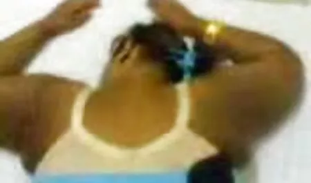 Vicini amici prima volta bagno attrici porno italiane anni 90
