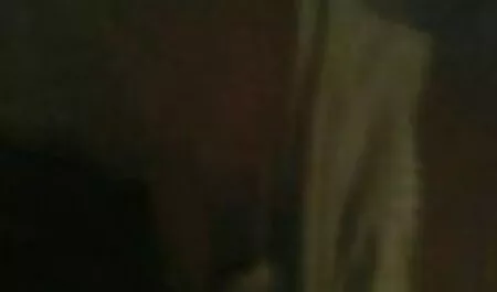Cumslut allarga i suoi buchi per un grosso celebrità italiane video porno cazzo nero e cazzi bianchi