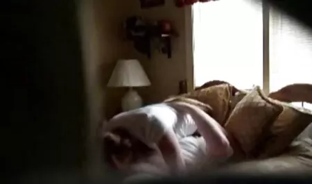 Latina travestito Jhoany Wilker in un trio follemente caldo pornostar italiana anni 90 con un ragazzo e una ragazza