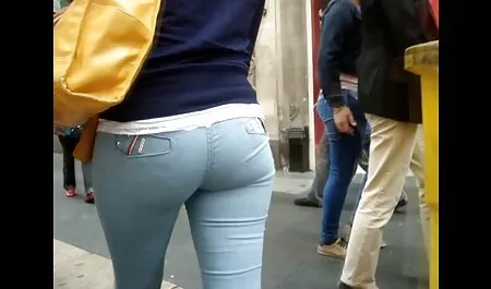 La moglie bionda celebrità italiane video porno tettona fumante si masturba con un giocattolo e succhia un cazzo