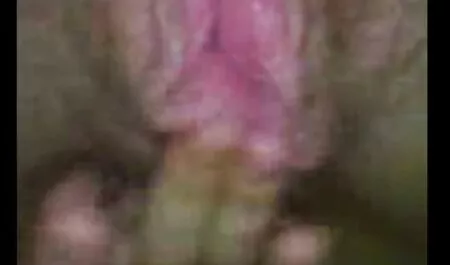 Sporco attrici italiane hard pompino e anale in POV video