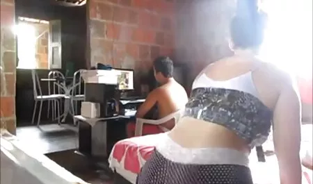Bruna Betty strofina la sua figa porno film attrici italiane