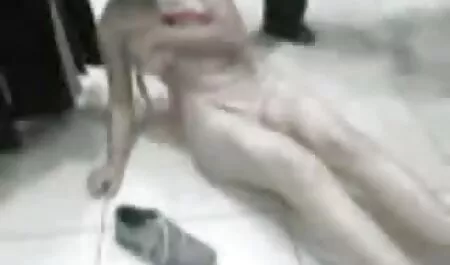 Italiano milf in maschera succhiare e Ingoia tutto video sex attrici italiane