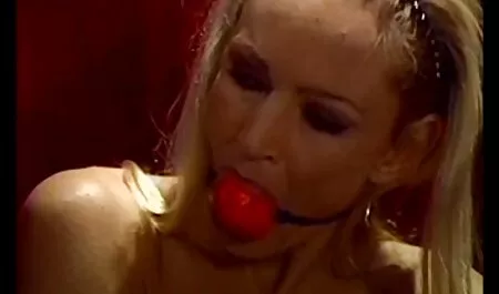 EroticaX tradisce la moglie con un adolescente pervertito che mi succhia il dito del piede attrici italiane scene hot mentre scopiamo