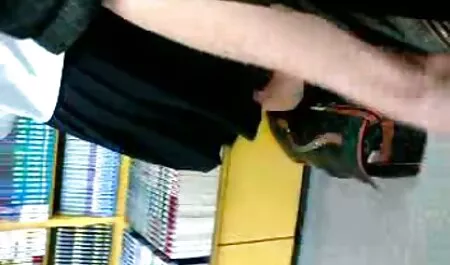 Sperma in pantaloncini sportivi video porno gratis di attrici famose