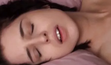 KREDIT4K. procace bellezza ha bisogno di un sacco porno star italiane anni 90 di soldi, così lei offre il suo punto