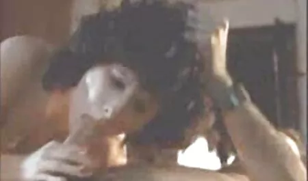 Asian Pissing scene di sesso attrici italiane - prima volta indulgere in un gioco di Pissing caldo