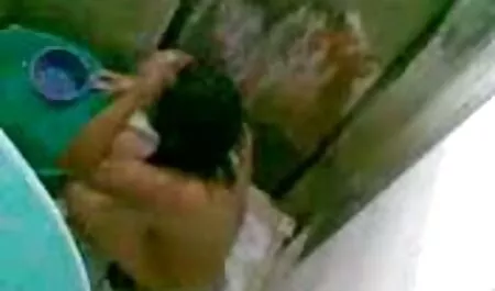 Vero porno attrici italiani pompino in stile italiano