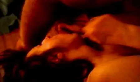 Sciatta muscoloso papà raggiungere l'orgasmo insieme film porno gratis di attrici italiane