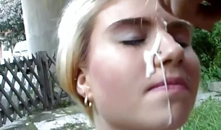 Bambola scene di sesso attrici italiane Rin in uniforme della scuola succhia fallo